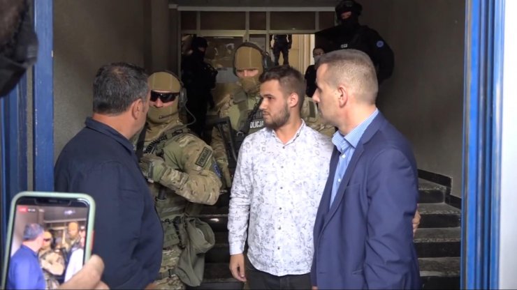 Kosova Kurtuluş Ordusu gazileri gözaltına alındı