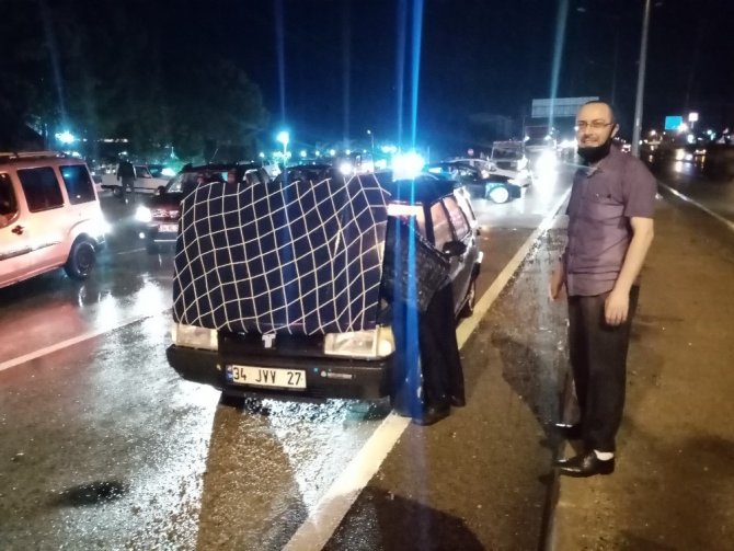 Yollar göle döndü, İstanbul-Çanakkale yolu trafiğe kapandı