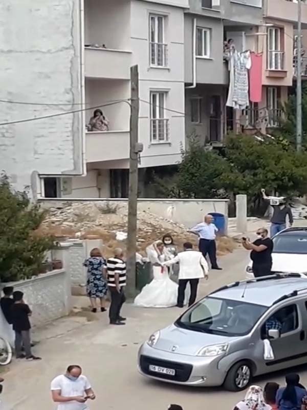 Bursa’da düğünde silahla ateş edenlere ceza!