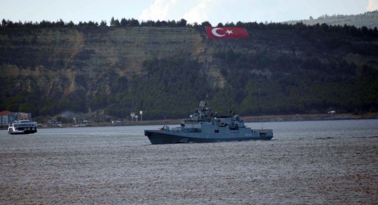 Rus savaş gemisi 'Admiral Essen' Akdeniz’e iniyor
