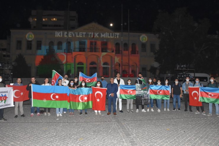 İzmir'den Azerbaycan'a destek 