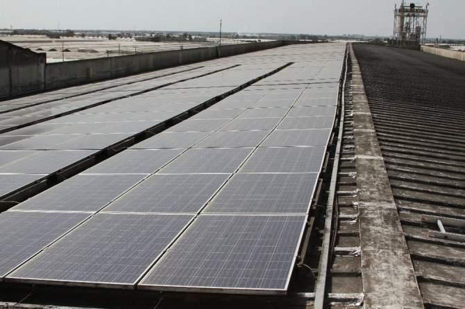 Enerjisini güneşten alan dev fabrika, yıllık 500 bin TL’lik tasarruf sağlıyor