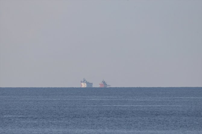 Oruç Reis gemisi Antalya Limanı'ndan ayrıldı