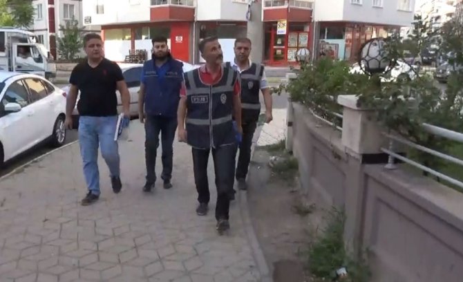 Konya'nın da bulunduğu 9 ilde FETÖ/PDY’nin ‘emniyet mahrem yapılanmasına” operasyon