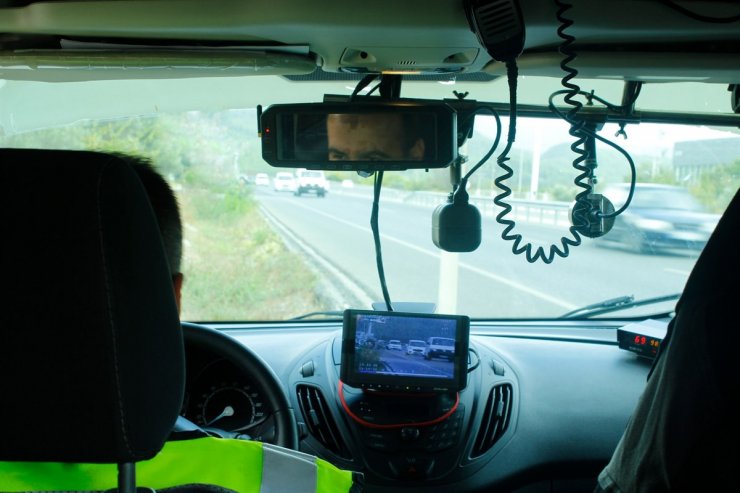 Yurt genelinde radarla hız denetimi: 39 bin sürücüye ceza 