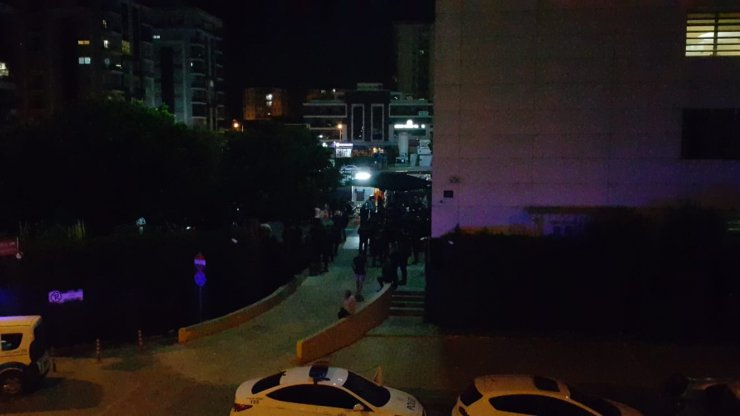 İzmir'de iki grup arasında silahlı kavga: 1 ölü, 1 yaralı