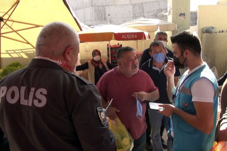 Kırıkkale'de pazarda koronavirüs kurallarına uymayanlara ceza