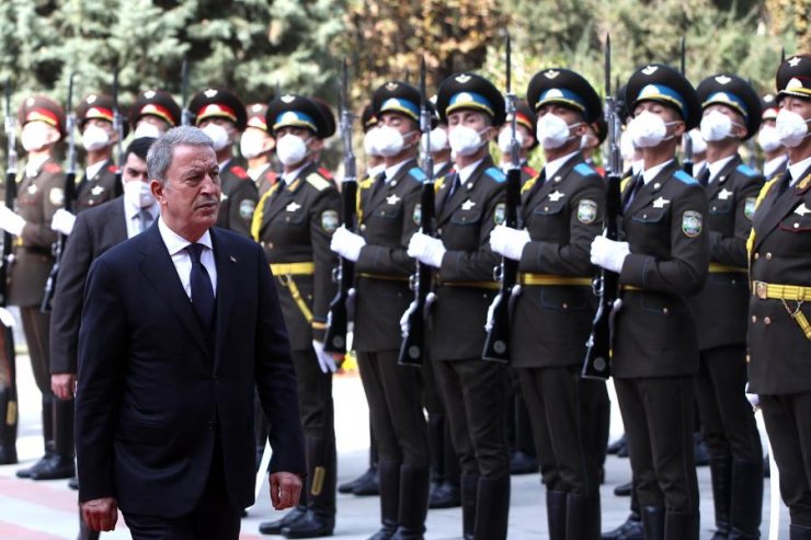 Milli Savunma Bakanı Akar, Özbekistan'da