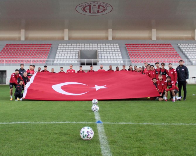 Antalyaspor, Fenerbahçe maçı hazırlıklarını sürdürdü