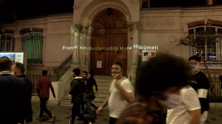 Fransa Başkonsolosluğu'nda ışıklı protesto