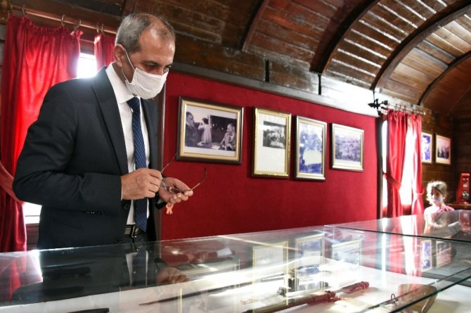 ‘Atatürk Treni’ müzeye dönüştürülerek halka açıldı