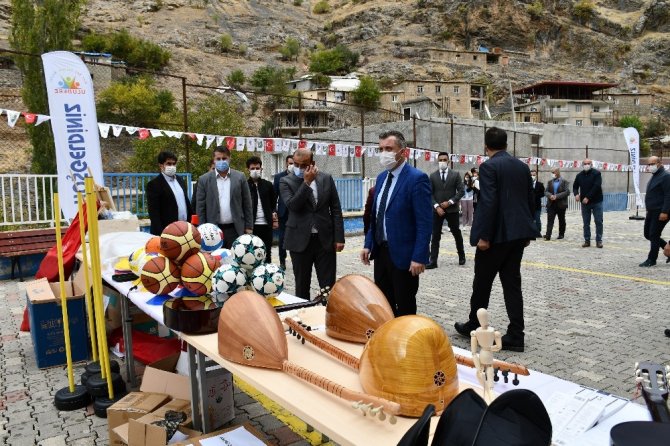 Şırnak’ta öğrenciler sanatla buluşuyor