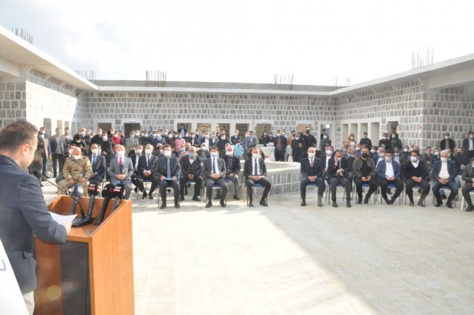 Şırnak’ta teröristlerin yıktığı tarihi yapılar yeniden inşa ediliyor