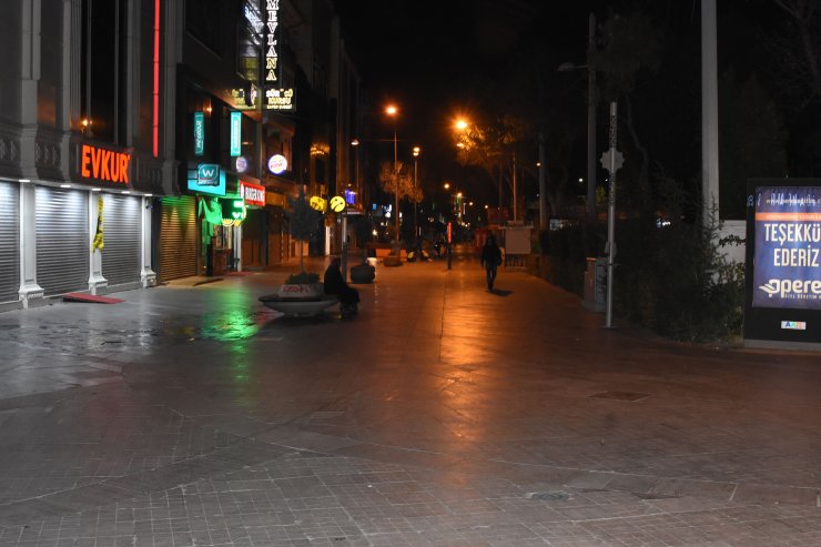 Konya'da sokağa çıkma kısıtlamasına uyuldu