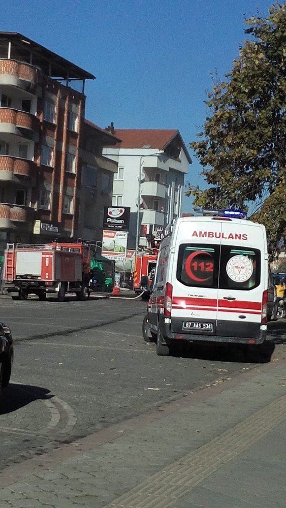 Nalbur dükkanında yangın çıktı