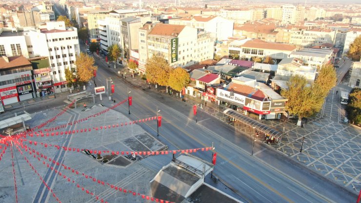 Malatya'da sokaklar dronla denetleniyor