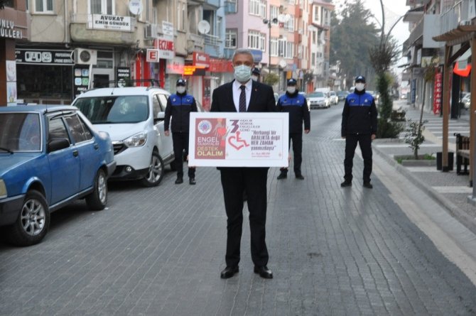 Dünya Engelliler Günü’nde farkındalık yürüyüşü