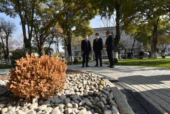 Başkanlar Konya Anadolu İmam Hatip Lisesi anılarını tazeledi