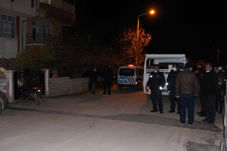 Konya'da flaş cinayet! Kaçarak evlendiği eşinin boğazını kesti