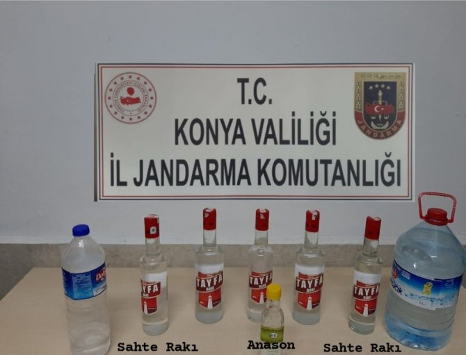 Konya'da evinde sahte alkol üreten şahıs yakalandı!