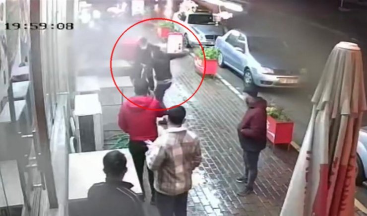 Haraç alamadığı restoran sahibini bıçakladığı öne sürülen şüpheli gözaltına alındı