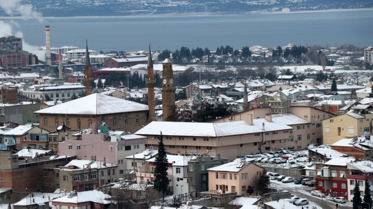 Burdur'da kar yağışı etkili oldu