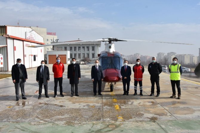 Helikopter ambulanstan 10 yılda 2 bin 500 acil uçuş