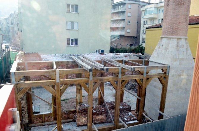 Bursa’da 300 yıllık cami 3 yıldır onarılmayı bekliyor