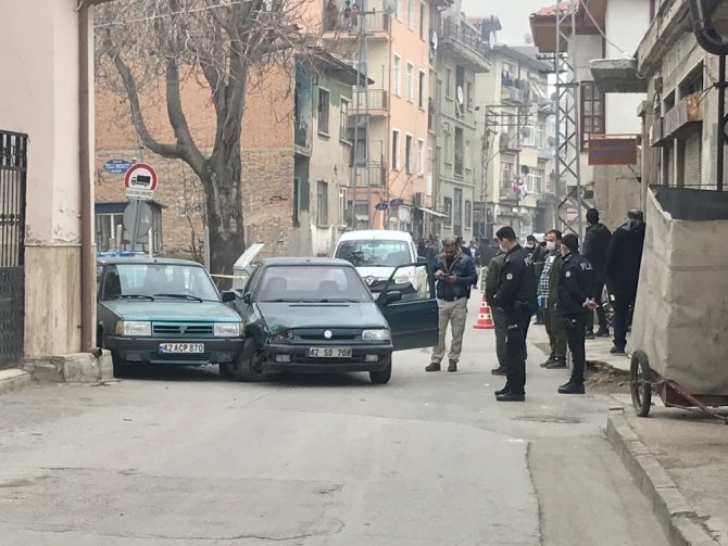 Konya’da seyir halindeki pikaba silahlı saldırı: 1 ölü
