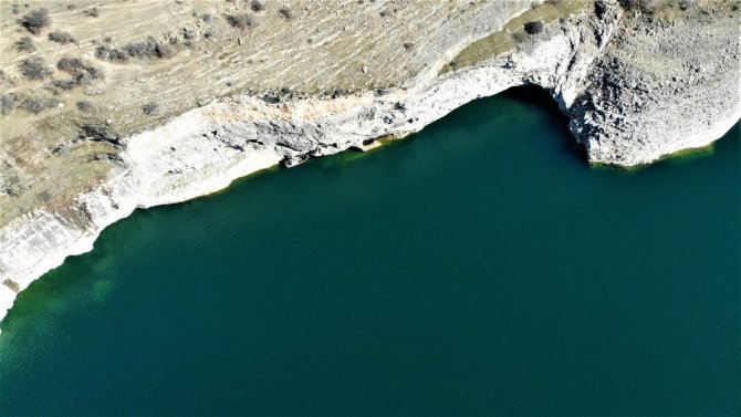 Sular çekilince Hastek Kalesi gün yüzüne çıktı