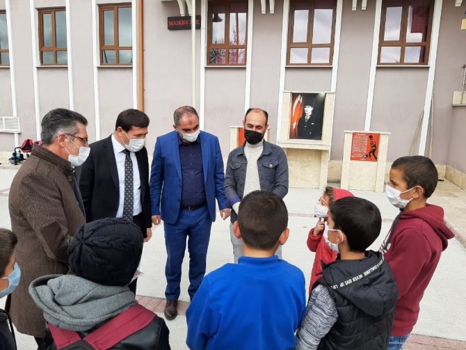 Karatay Belediye Başkanı Hasan Kılca’dan mahalle ziyaretleri