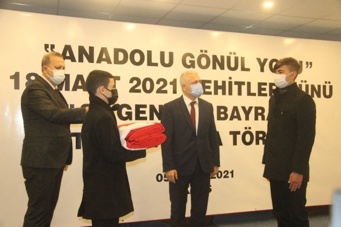 Şanlı Türk bayrağı Kilis’ten Çanakkale’ye uğurlandı