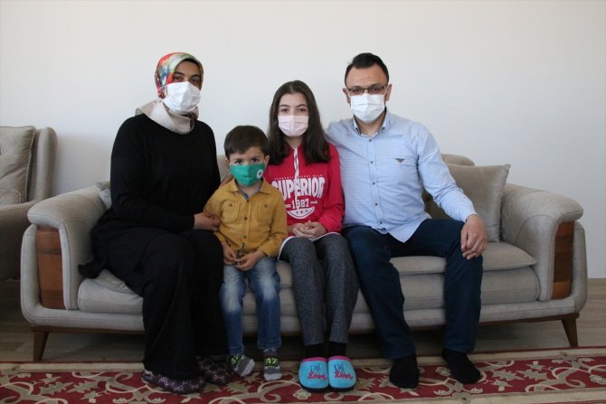 Konya'da iki çocuk annesi öğretmen koronavirüsü anlattı: "Ağrılar nedeniyle geceler boyu ağladım"