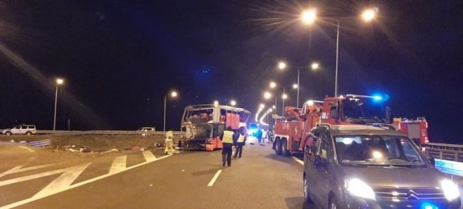 Polonya’da yolcu otobüsü kaza yaptı: 6 ölü, 41 yaralı