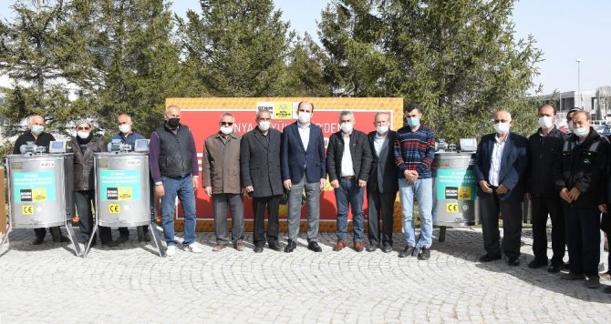 Konya Büyükşehir’den bal üreticilerine 2 milyon liralık ekipman desteği