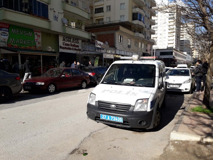 Çalıştığı markette tabancayla intihar etti