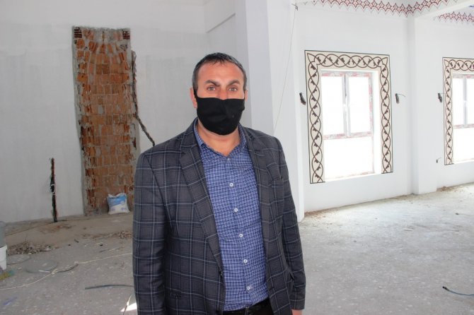 8 yıldır tamamlanamayan cami bölge halkını çileden çıkardı