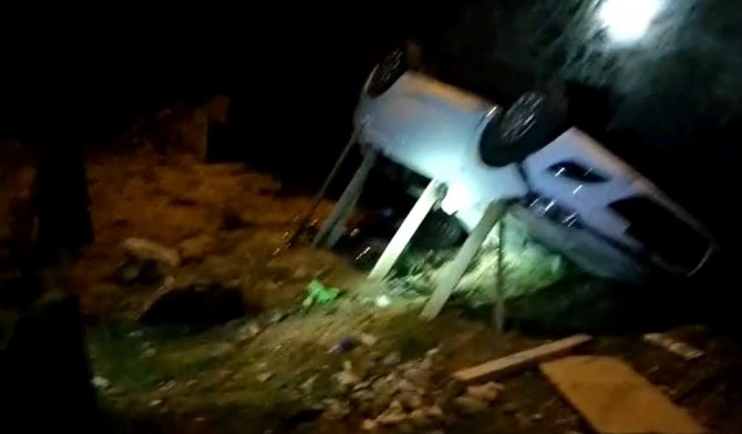 Aracıyla 20 metrelik uçurma yuvarlanan kadın sürücü öldü