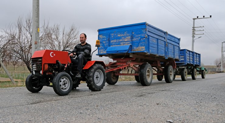 Konya'da hurda parçalarla garajında mini traktör yaptı