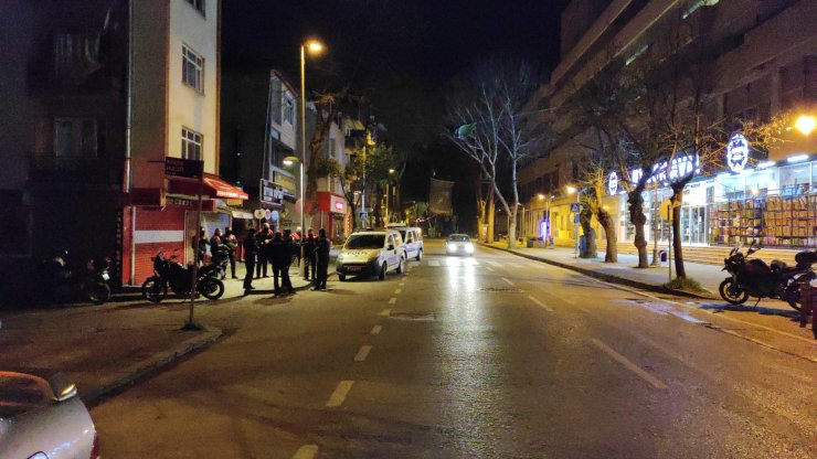 Sokakta alkol alan iki grup arasında kavga: 6 gözaltı