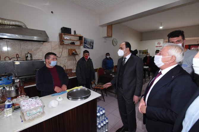 Başkan Altay, Hadimli çiftçilere sertifikalı ceviz fidanı dağıttı