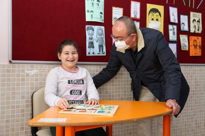 Başkan Kavuş'tan özel öğrencilerle özel ilgi