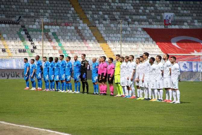 BB Erzurumspor: 1 - Konyaspor: 2 (İlk yarı)