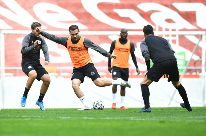 Konyaspor'da Kayserispor maçı hazırlıkları sürüyor