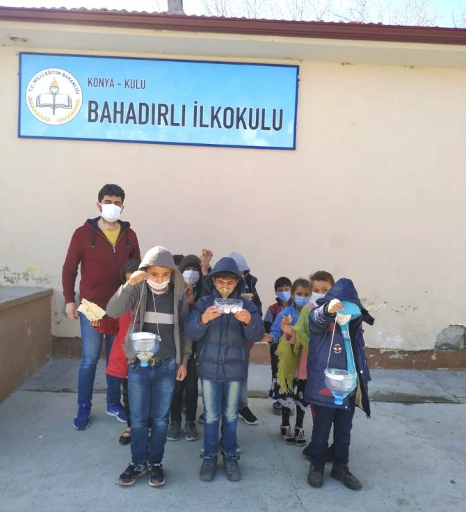 Konya'da öğretmenlerden ‘bayat ekmekleri atmıyoruz’ projesi