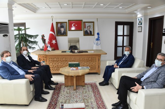 Başkan Altay: "İlçelerimiz için önemli projeleri hayata geçiriyoruz”