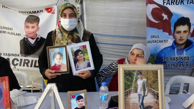 HDP önündeki aileler Ramazan ayında da evlatlarının yolunu gözlüyor