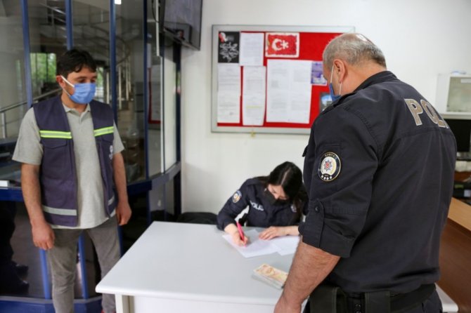 Konya'da temizlik görevlisi davranışıyla takdir topladı