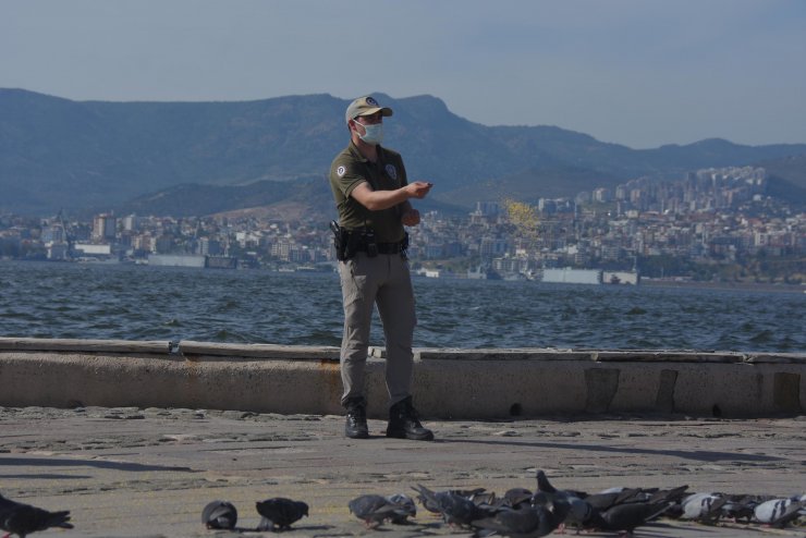 İzmir'de HAYDİ ekibi, tam kapanmada da can dostların yanında