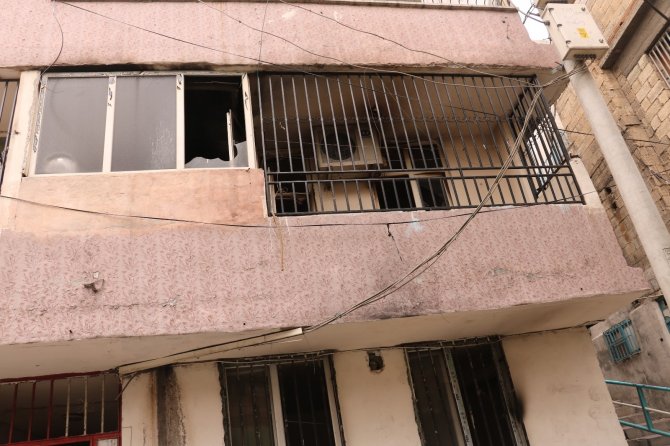 Kanser hastası kadının evi kundaklandı